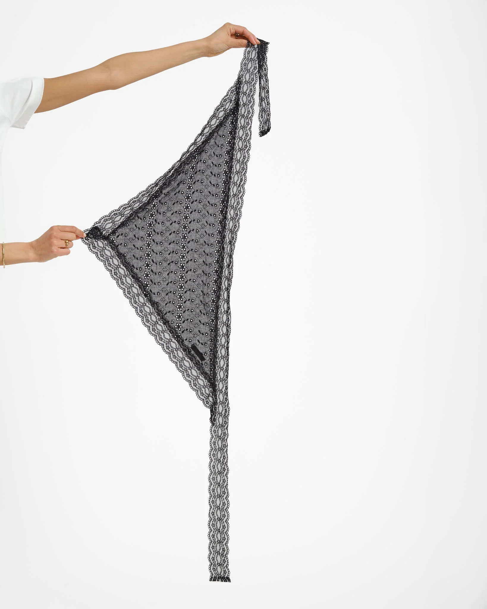 Scarf Crochet Lace Black - Image 5