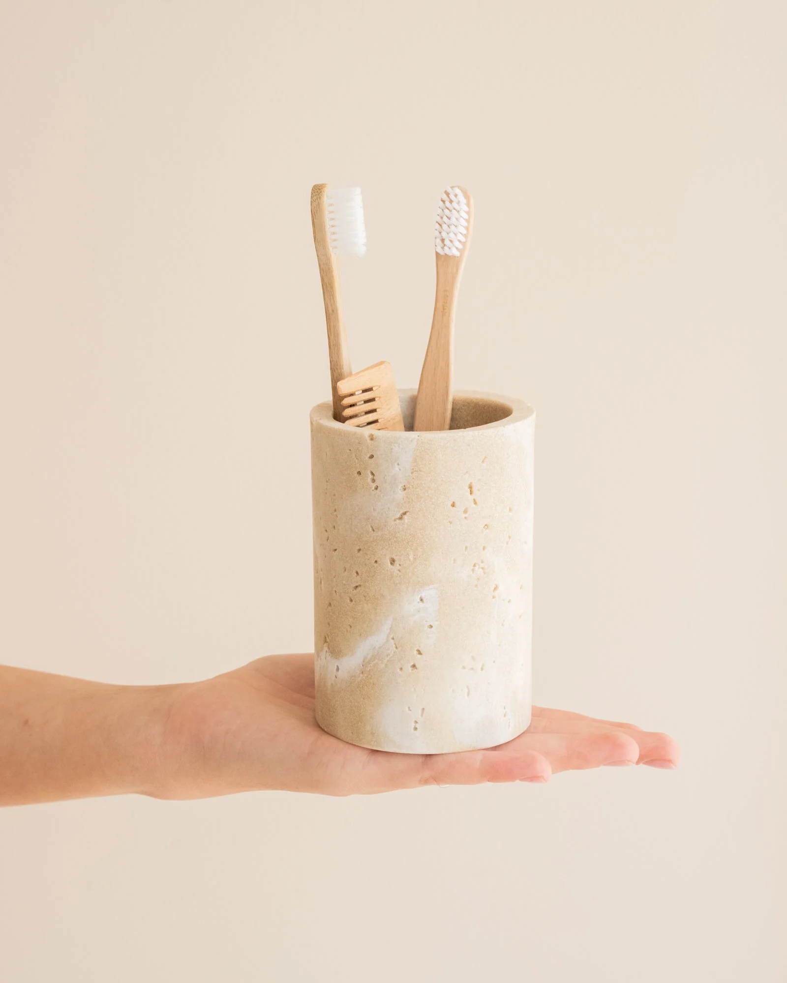 Toothbrush Holder Pearl Travertine Look - Image 8