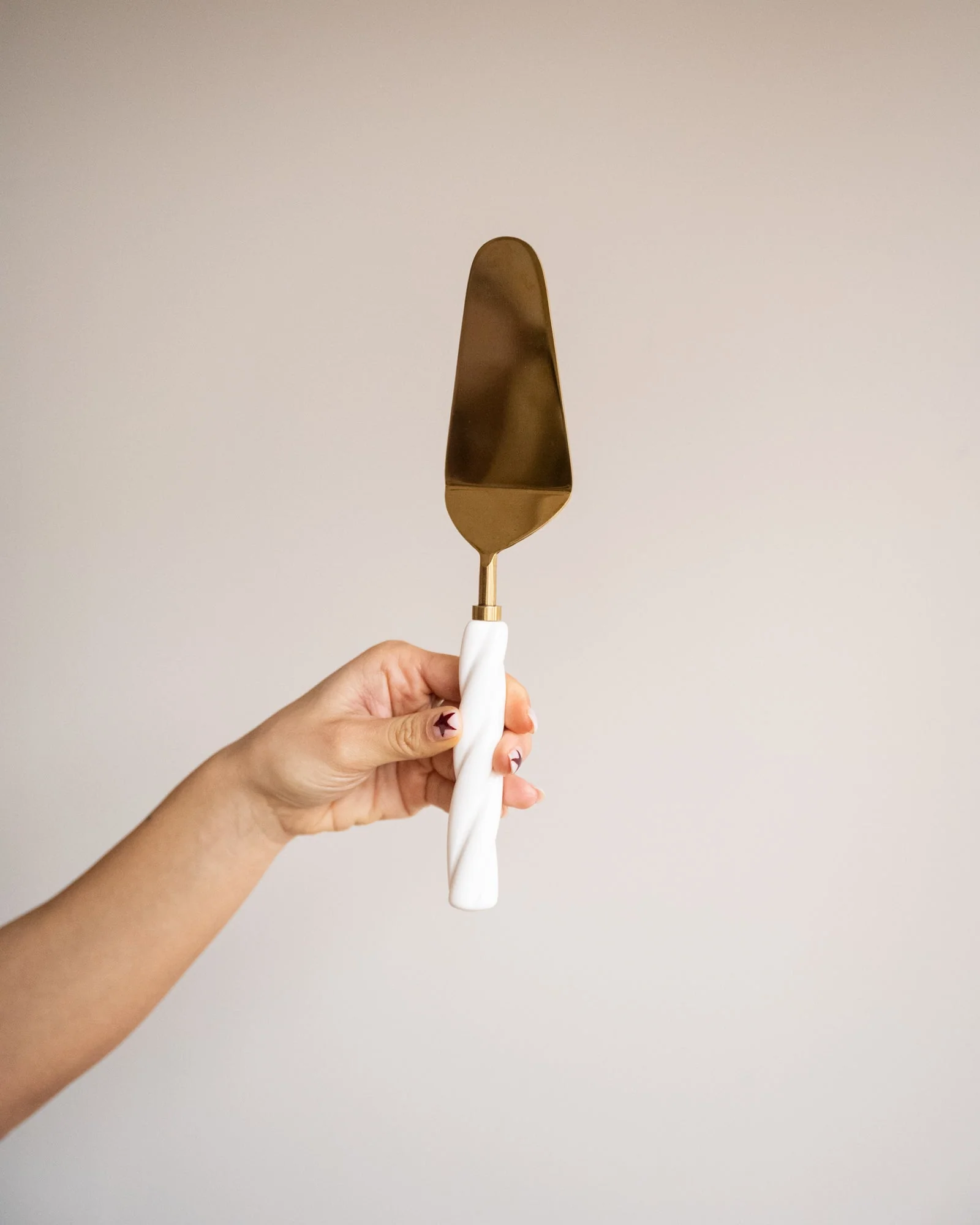 Cake Server Twisted - Image 5