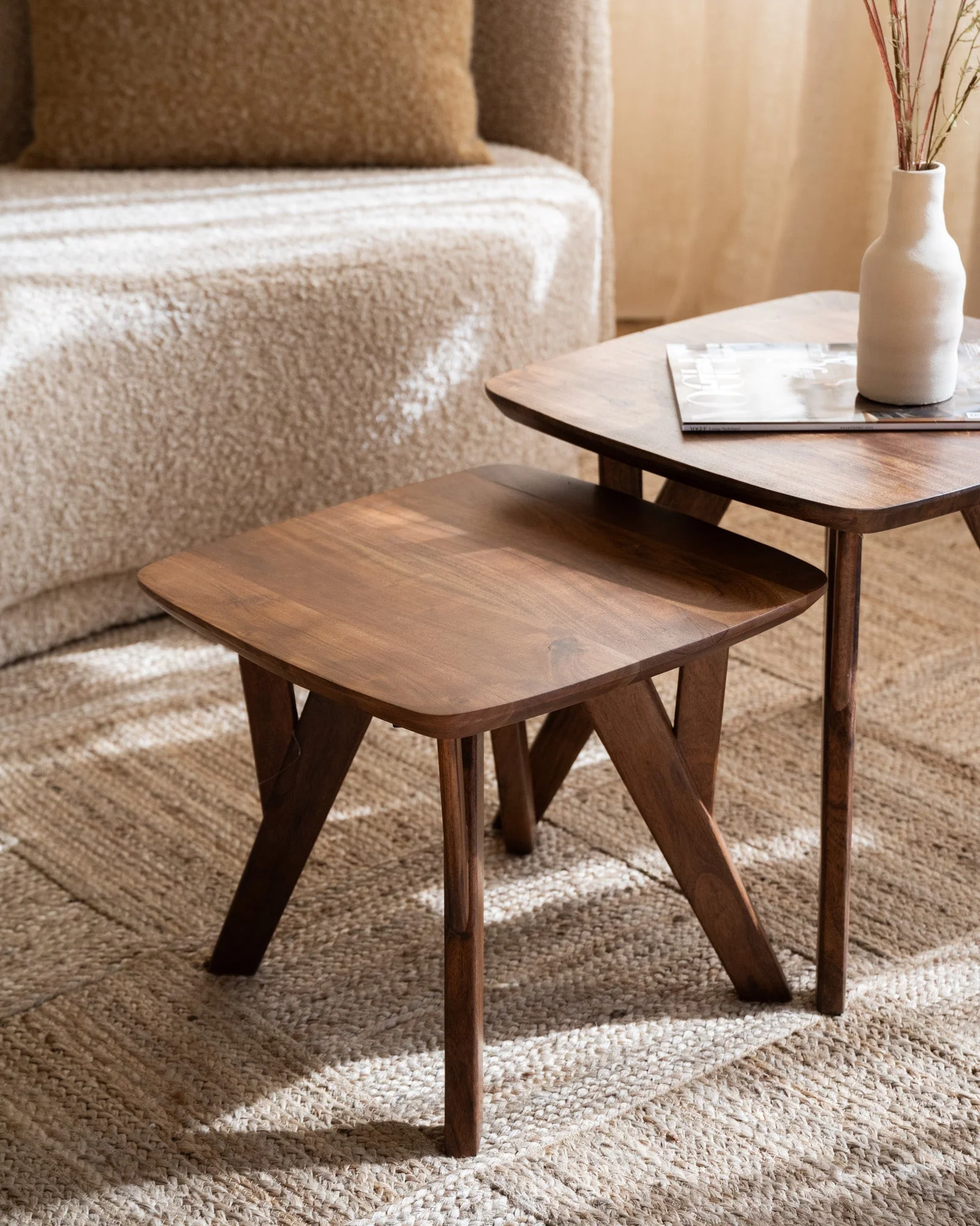 Side Table Quenza Acacia - Image 3