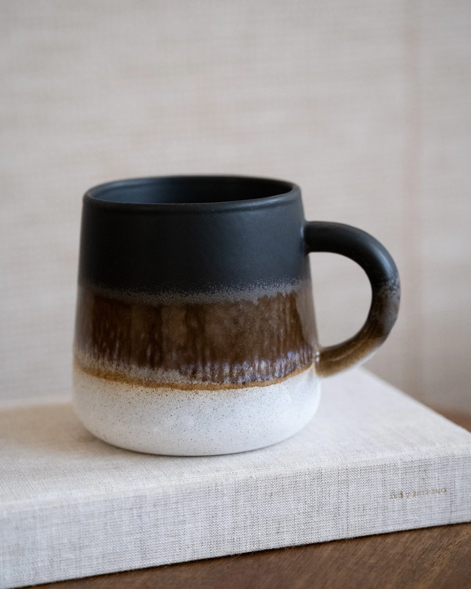 Mug Mojave Glaze Black - Image 2