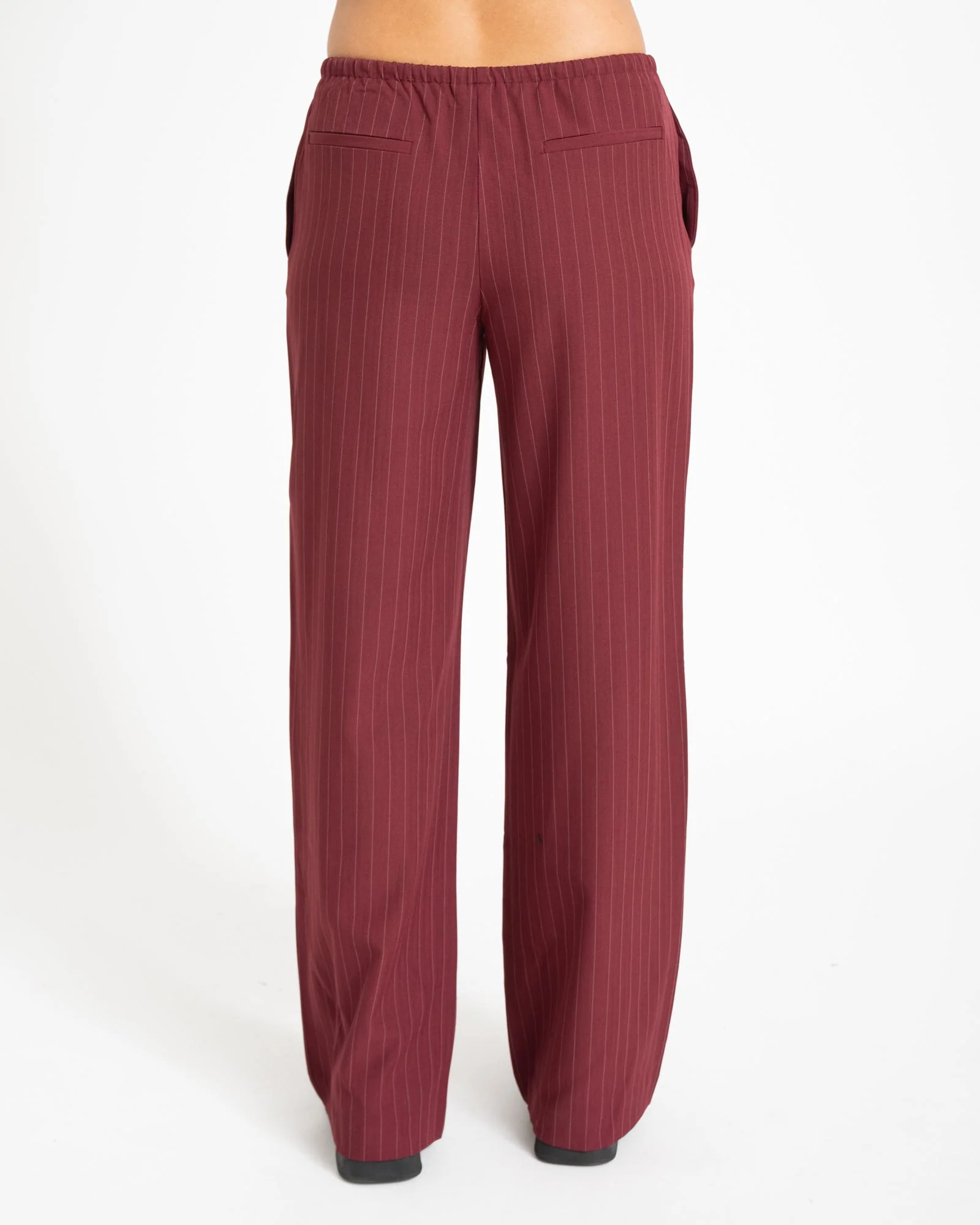 Sarah String Pants Windsor Wine - Image 4