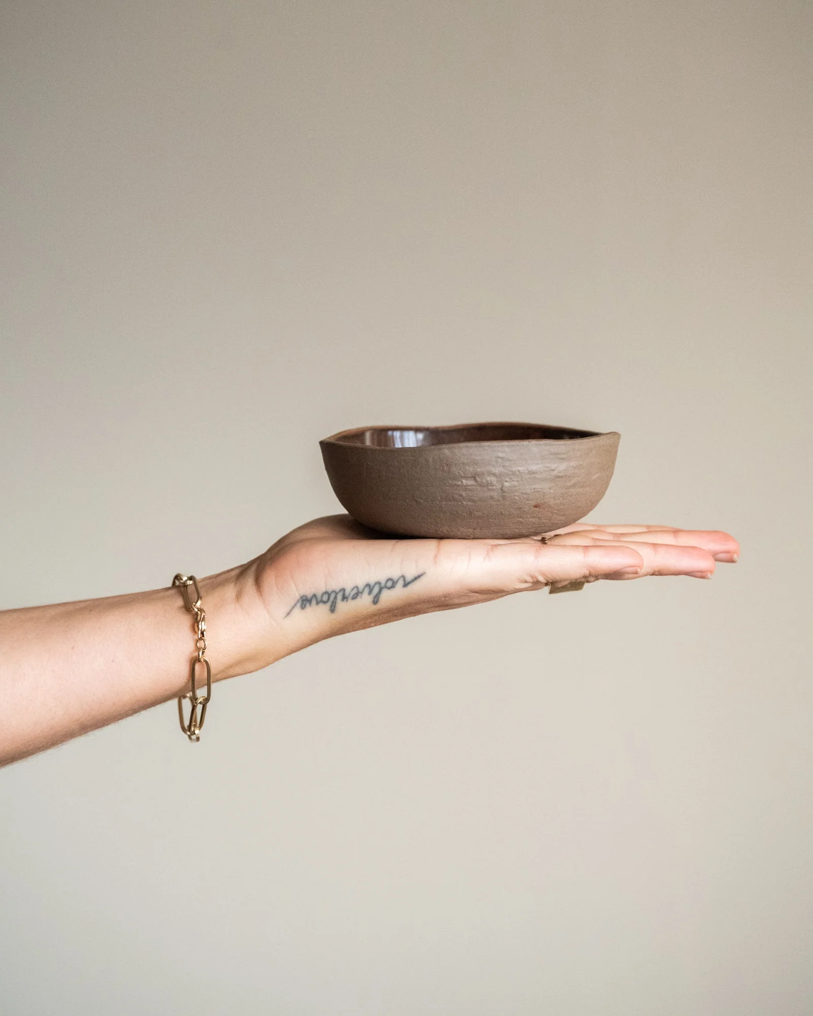 Small Bowl Ingi Aubergine - Image 8