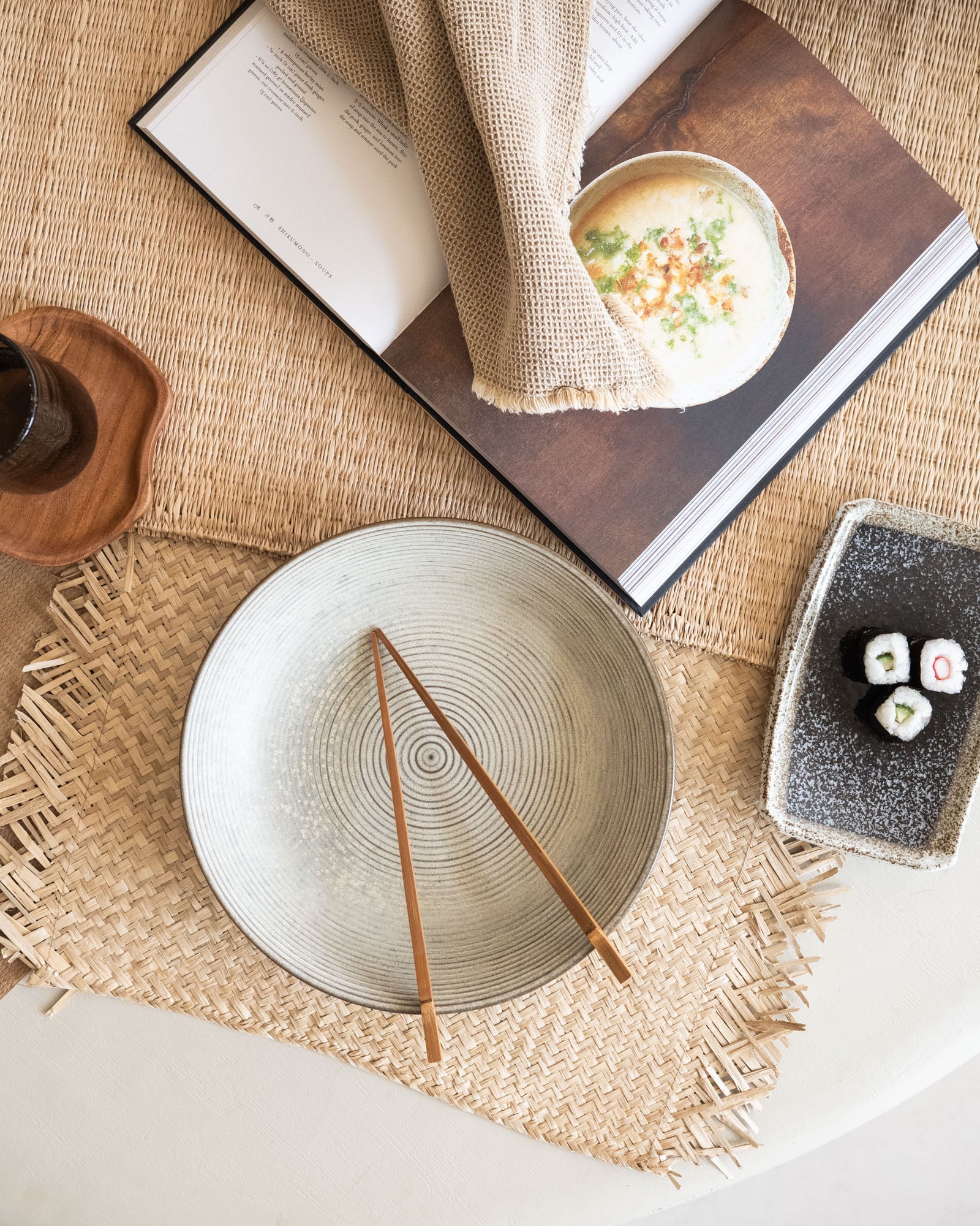 Handmade Japanese Deep Dinner Plate Gold Sand - Image 6