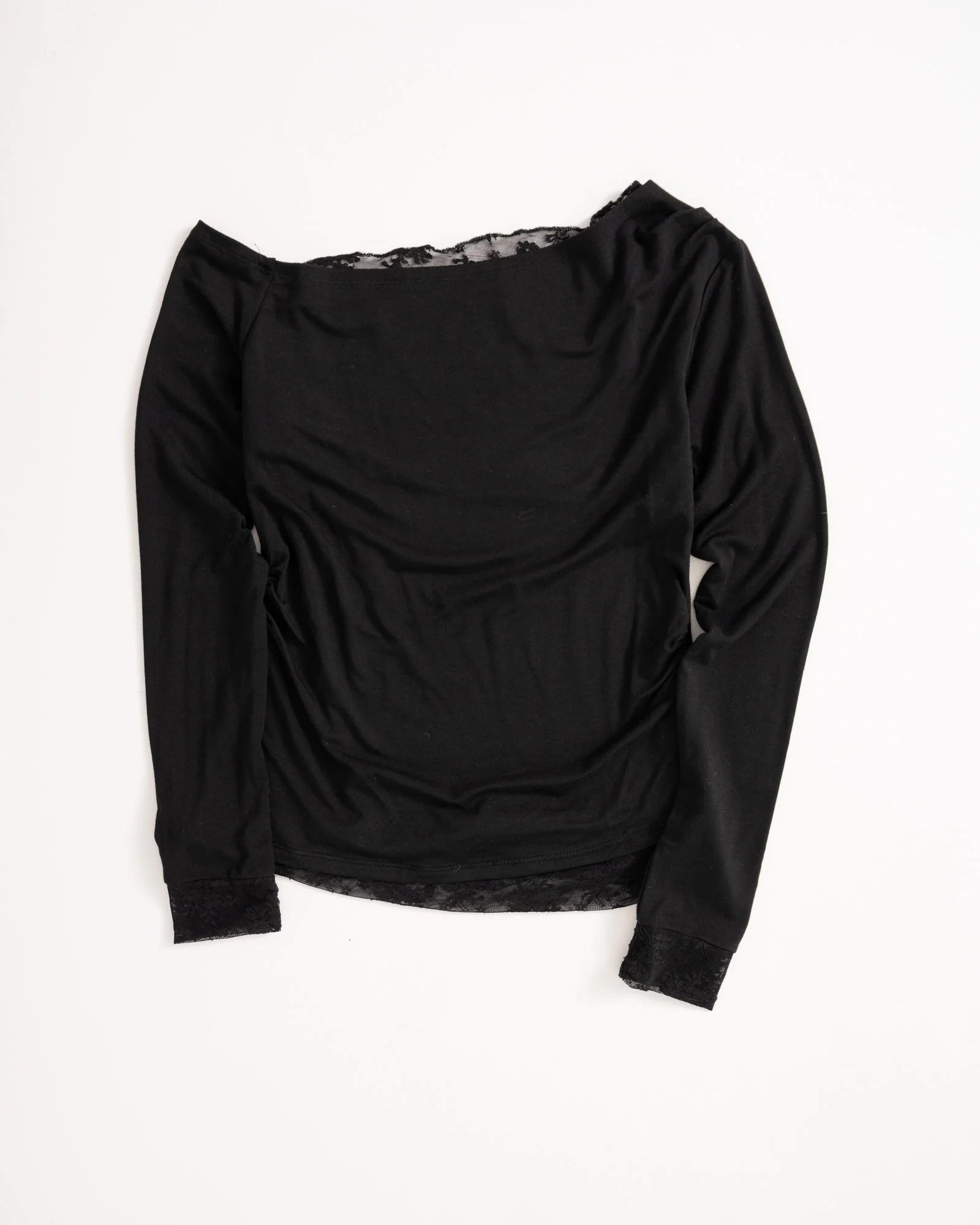 TILTIL Alaya Lace Longsleeve Black - Image 7