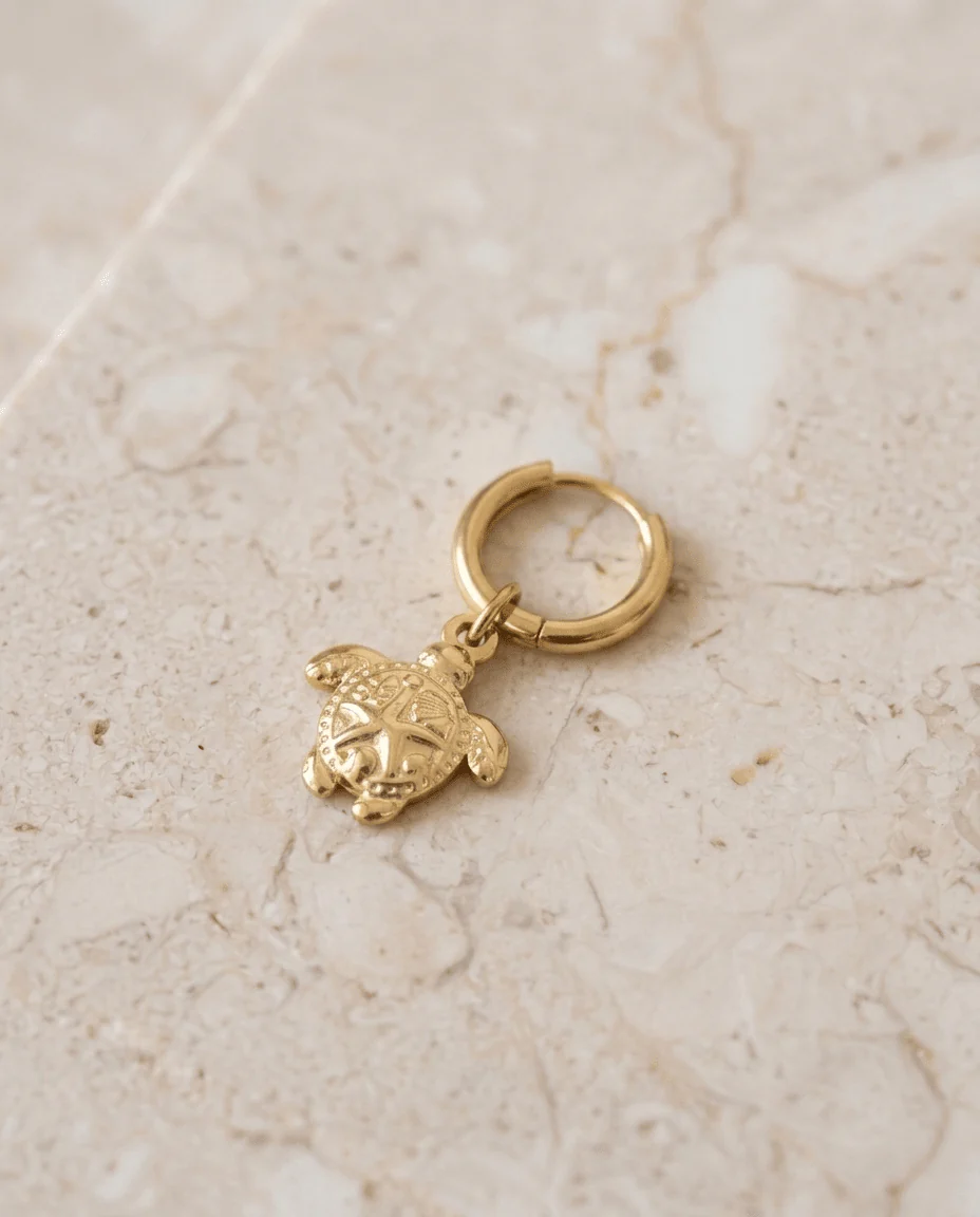 TILTIL Set Of 2 Earrings Gold Plated Hoop Turtle - Image 5
