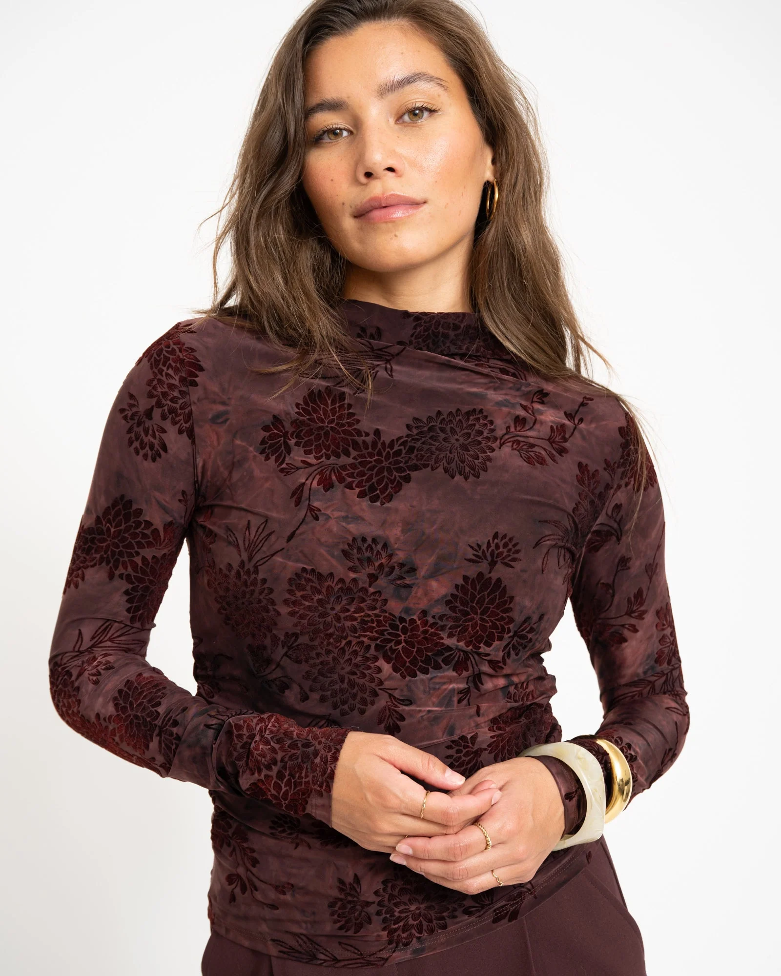 TILTIL Luna Longsleeve Draped Turtle Neck Bordeaux - Image 3