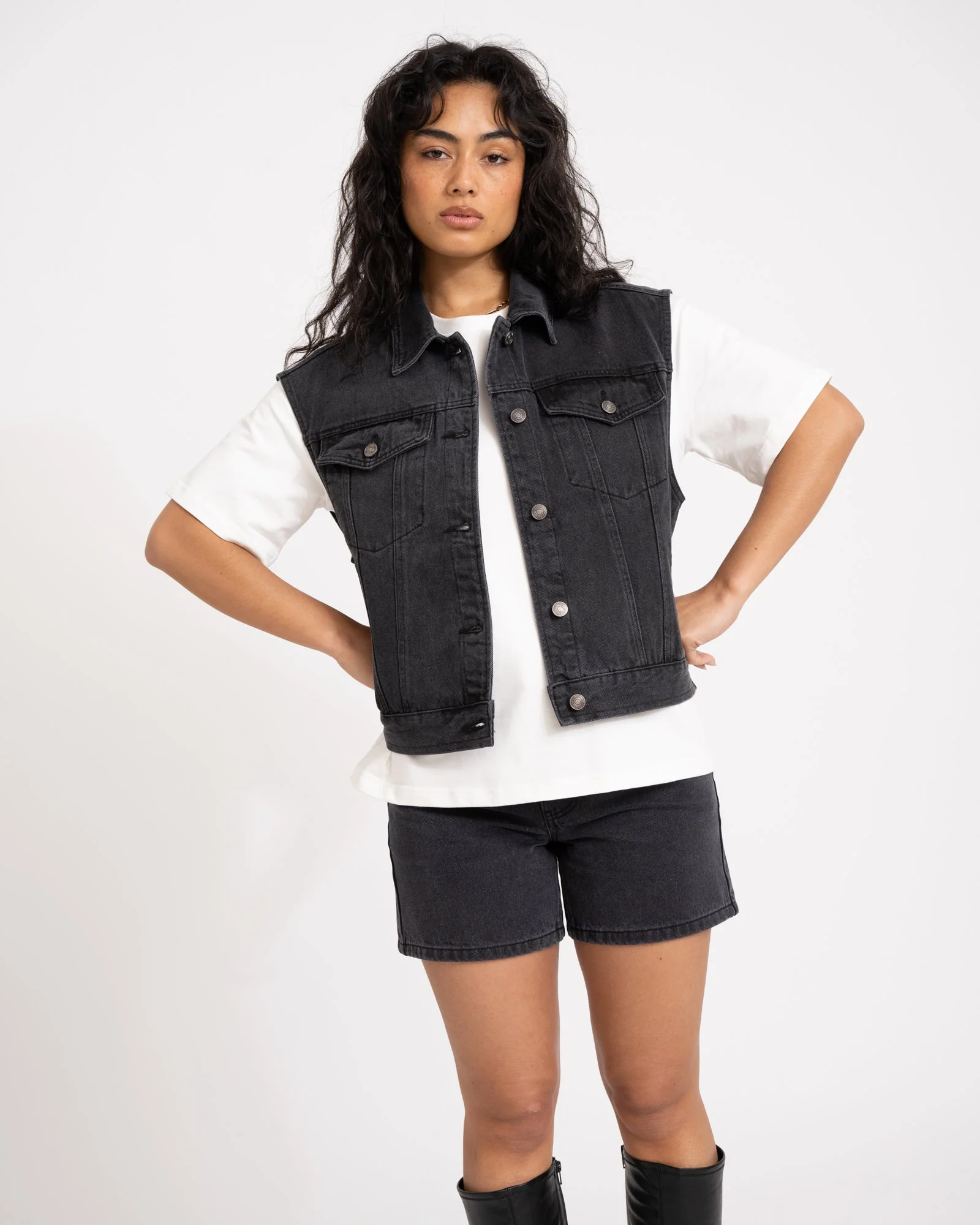 TILTIL Mirte Gilet Oversized Washed Grey - Image 4