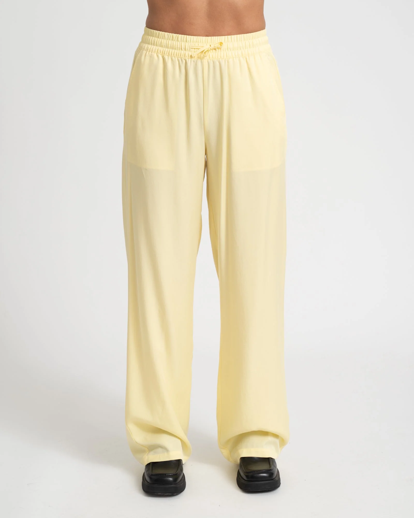 TILTIL Moni Pants Tencel Yellow - Image 5
