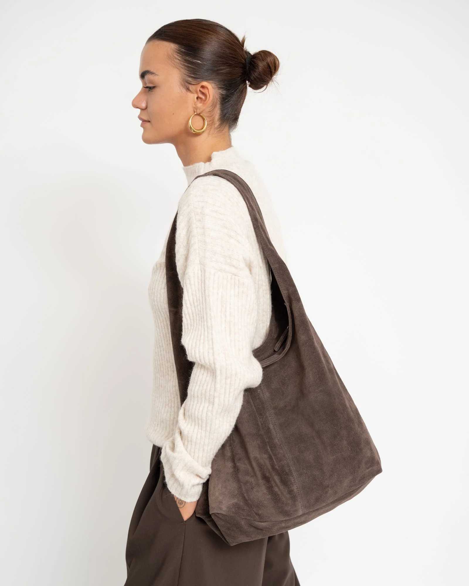 TILTIL Bag Yuki Dark Brown Suede - Image 3