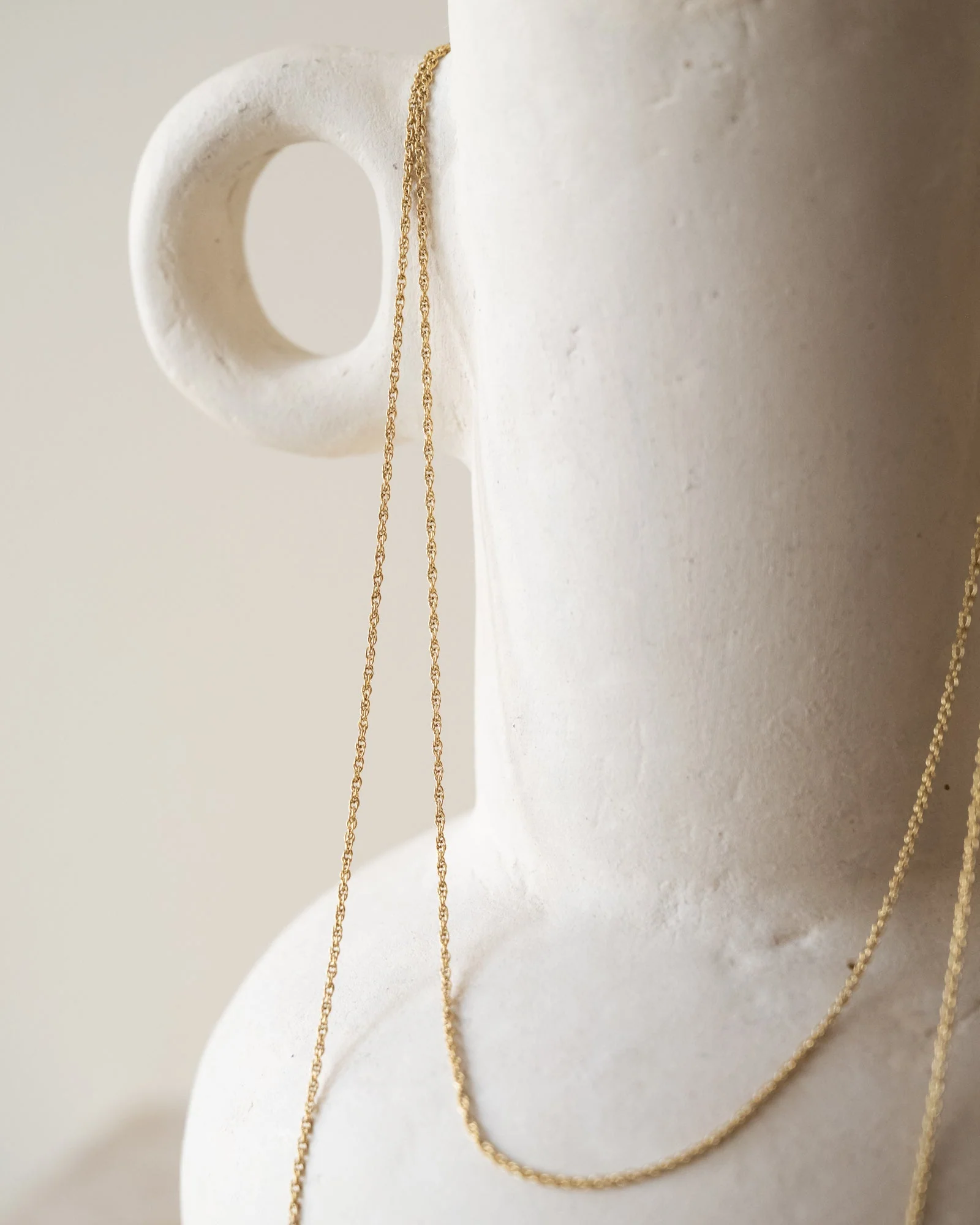 TILTIL Basic Necklace Twisty Gold - Image 3